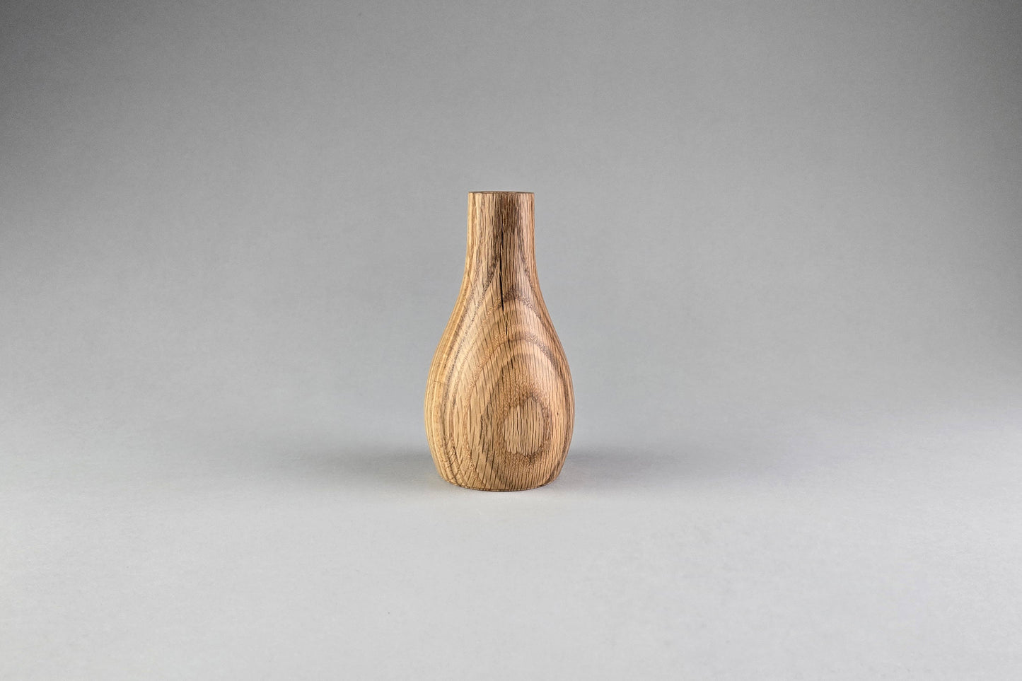 Red Oak Dry Vase