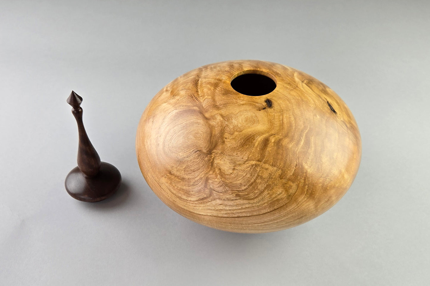 Ash Hollow Form w/Walnut Finial